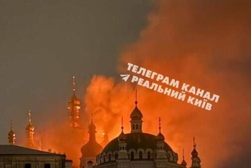 Масштабна пожежа на даху Успенського собору Києво-Печерської лаври