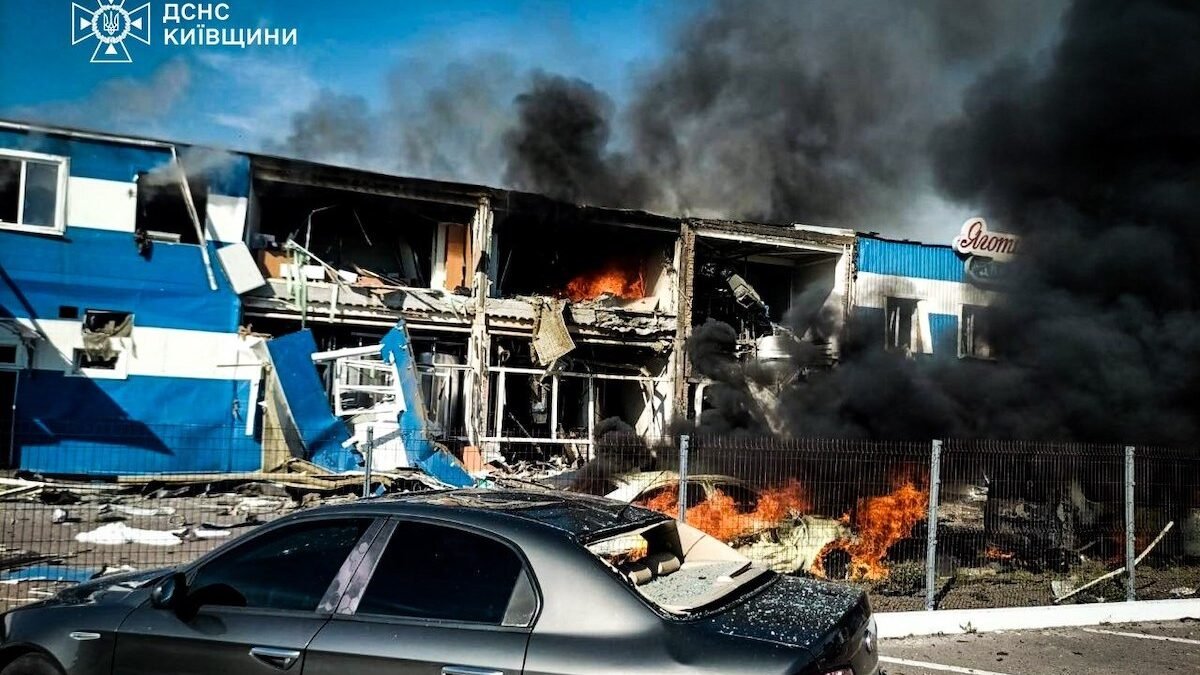 Зруйнований молокозавод «Яготинське для дітей» після атаки дронів