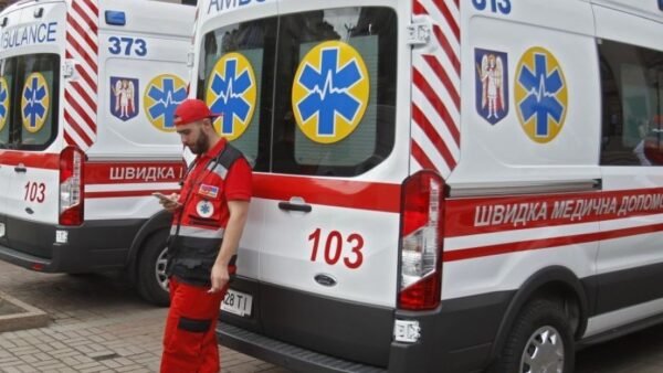 Наслідки поранення киянина Юрія Терещука уламком під час атаки