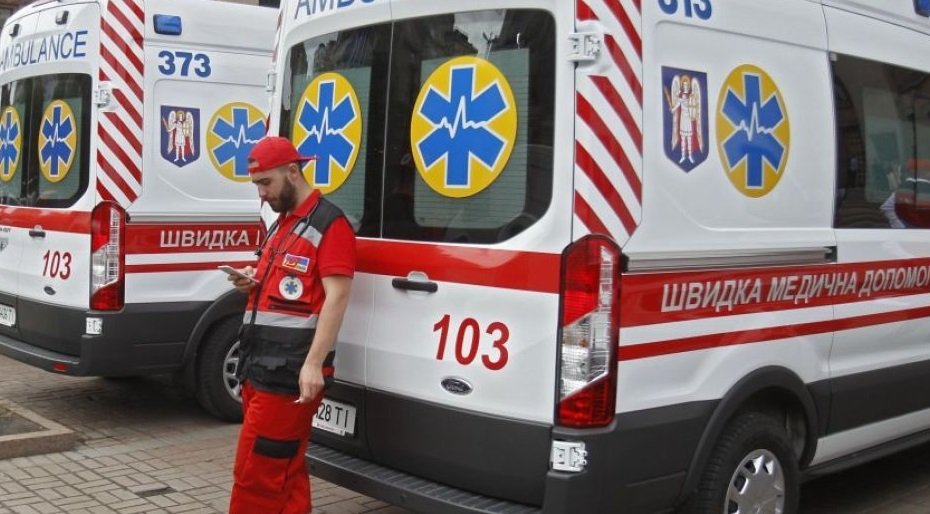 Наслідки поранення киянина Юрія Терещука уламком під час атаки