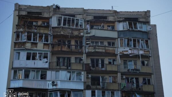 Наслідки російської атаки на Київ, пошкоджені будівлі