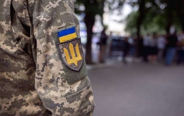 Символічне зображення передачі даних між державними реєстрами