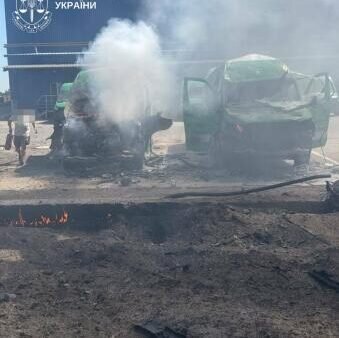 Пошкоджені складські приміщення у Броварах після атаки дронів