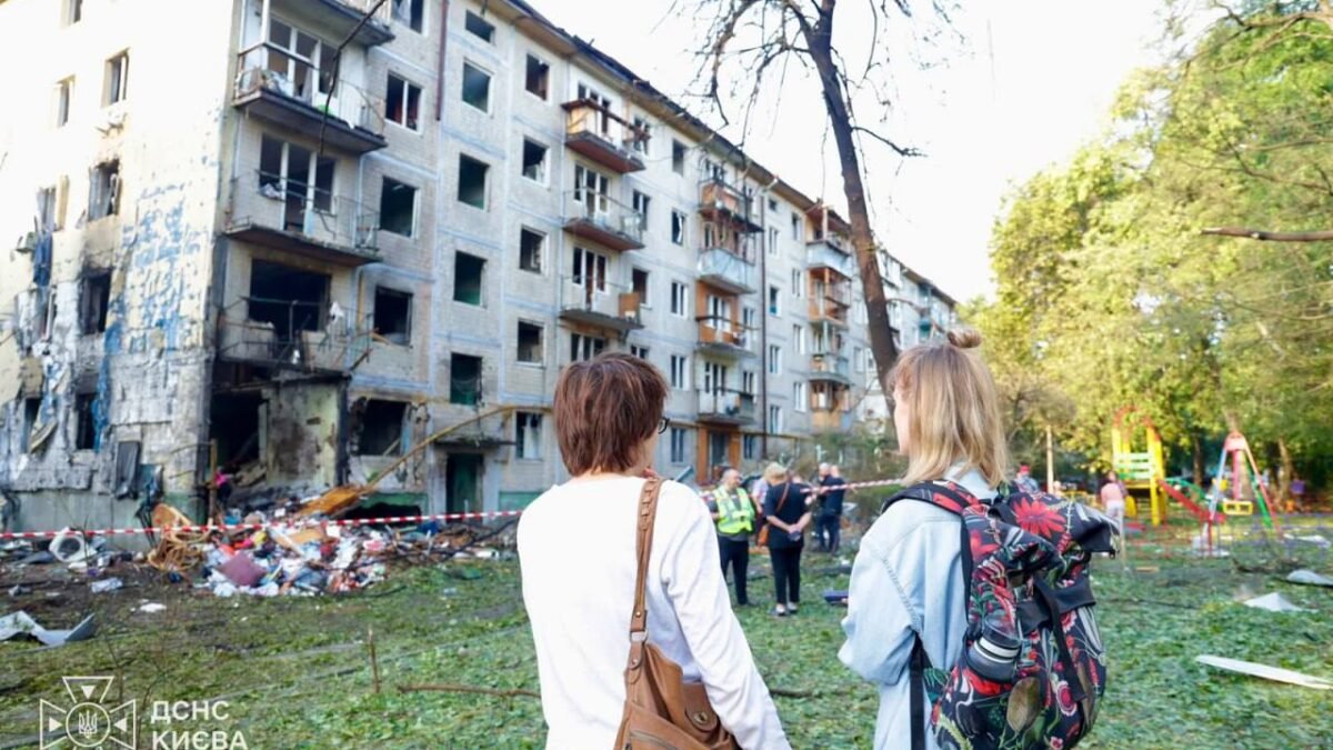 Наслідки російської балістичної атаки на Київ 1 серпня