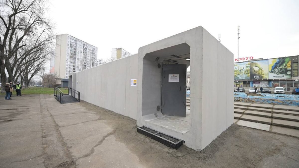 Депутати Верховної Ради голосують за законопроєкт