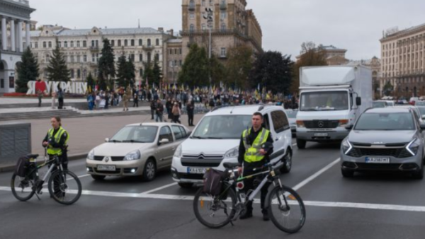 Громадський транспорт Києва під час хвилини мовчання