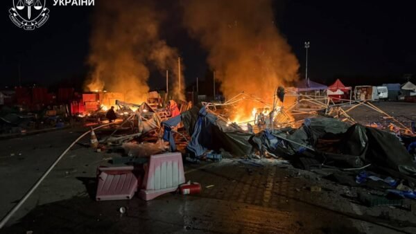 Наслідки атаки ударного безпілотника на ринок у Софіївській Борщагівці