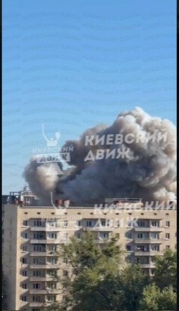 Наслідки влучання БпЛА у житловий будинок в Дніпровському районі Києва