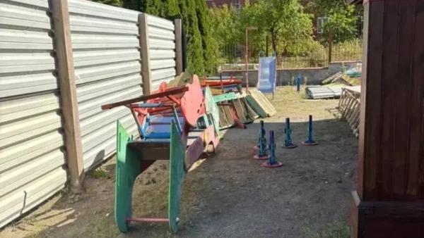 Реконструкція дитячого майданчика ДНЗ Бджілка в Ірпені
