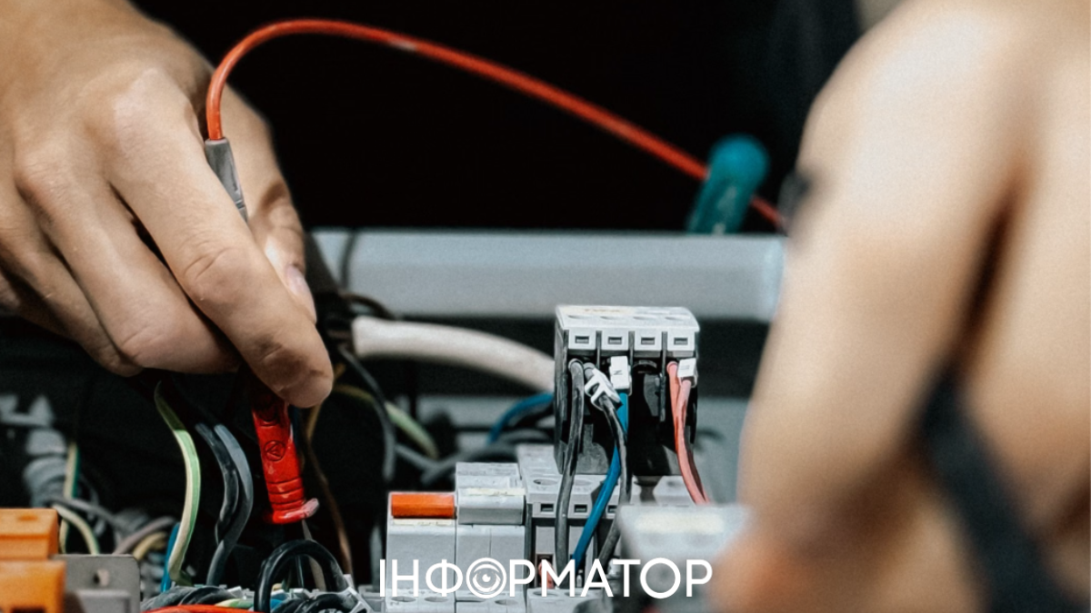 Пошкоджений інтернет-кабель або вузол мережі Etherlink