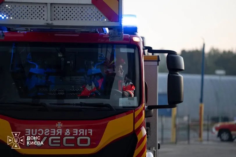 Пожежа у складському приміщенні Святошинського району Києва
