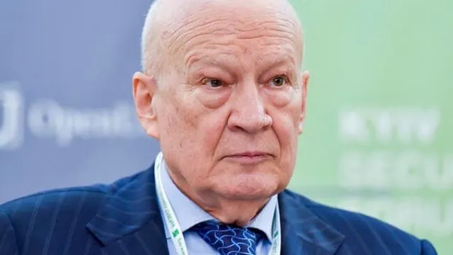 Будівля Національної академії наук України після російського удару