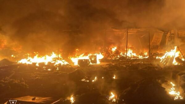 Пошкоджені будівлі після обстрілу України