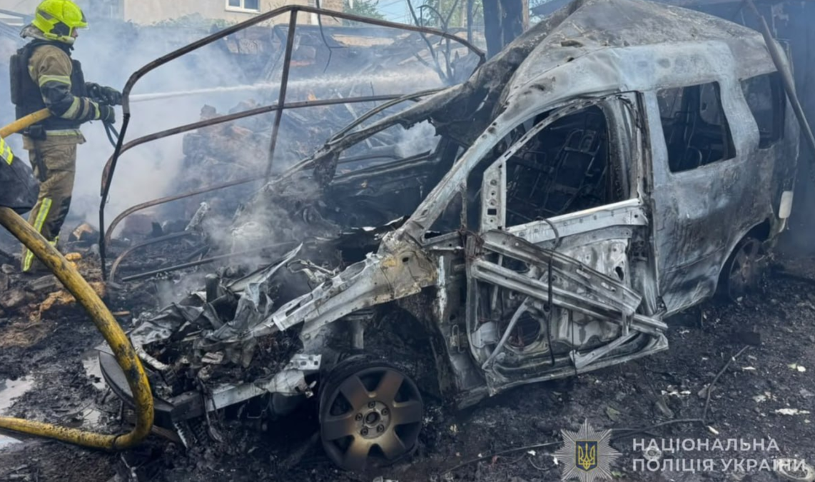 Пожежа на складі після атаки на Київщині