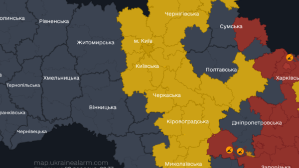 Наслідки падіння уламків дрона на Київщині