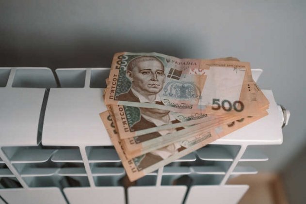 Зображення лічильника тепла або теплових труб, що символізують тарифи на тепло у Ставищенській громаді