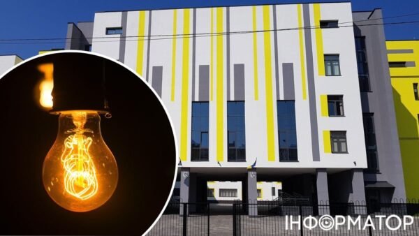Укриття школи №334 на Дарниці без світла під час відключень