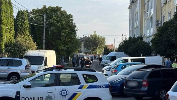 Наслідки обстрілу у Борщагівській громаді