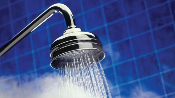 Відключення гарячої води в Дарницькому районі Києва