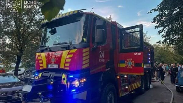 Наслідки падіння уламків БПЛА у Солом'янському районі Києва