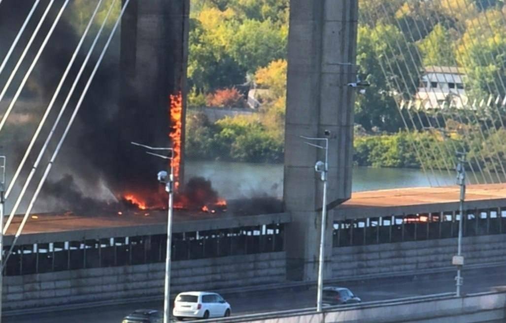 Обстеження Південного мосту після атаки дронів