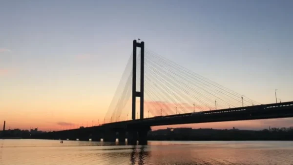 Резервні переправи через Дніпро у Києві