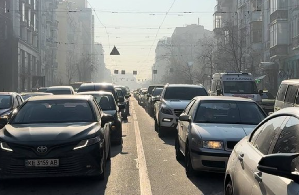 Транспортні обмеження на мостах Києва