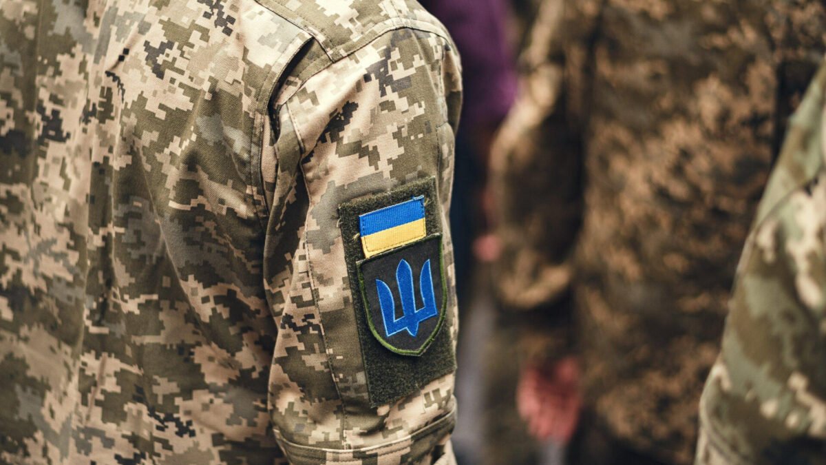 Ветерани з інвалідністю проходять навчання водінню в автошколі Києва